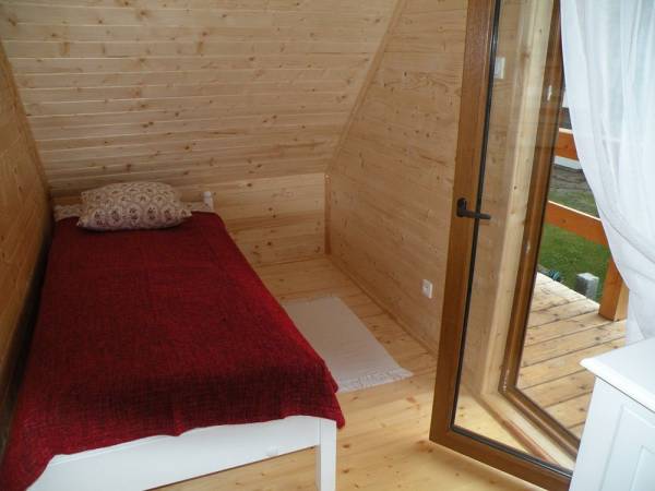 sypialnia 2-osob. z balkonem (domki 1-8)