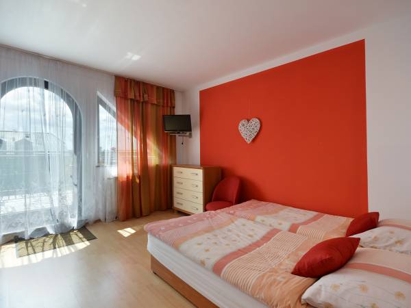 pokój 4-5 os. z balkonem