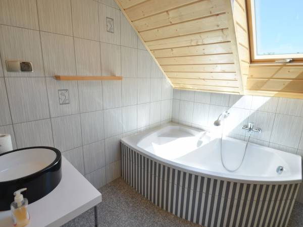 Pokoje nad jeziorem Charzykowy