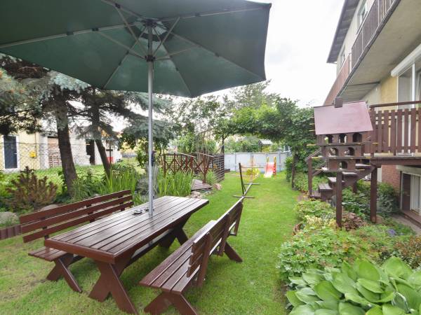 ogród od południa stół