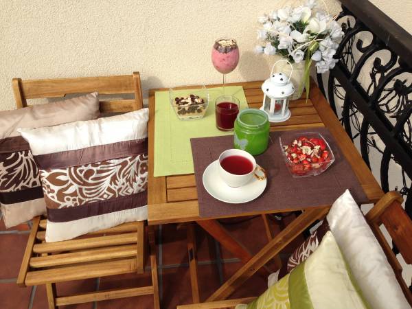 Śniadanie na balkonie