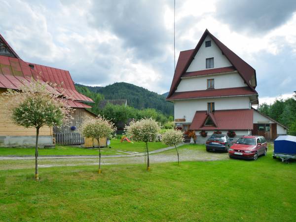 budynek od strony ulicy