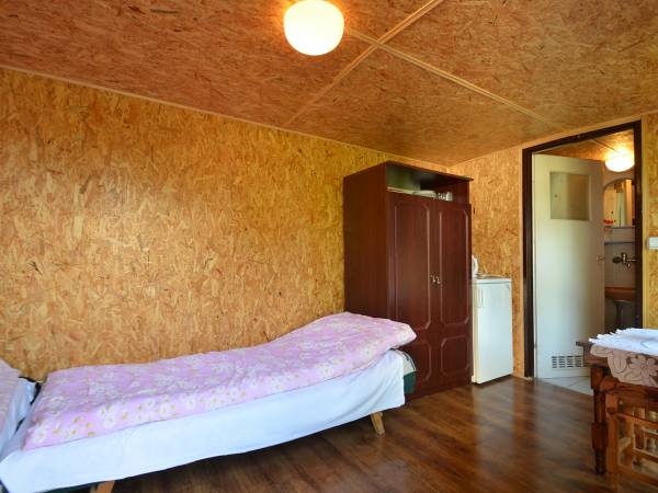 Pokoje i domki letniskowe - wynajem Śliwin, koło Rewala, Al. Lipowa 5