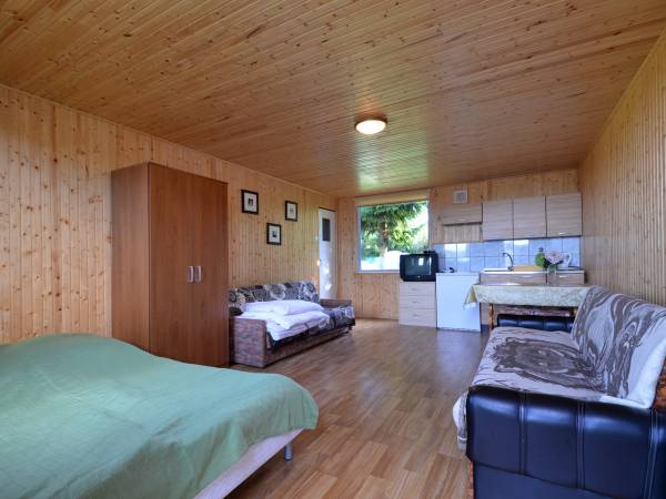 Pokoje i domki letniskowe - wynajem Śliwin, koło Rewala, Al. Lipowa 5