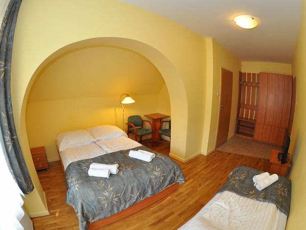 Pokój 2+1 z balkonem/tarasem