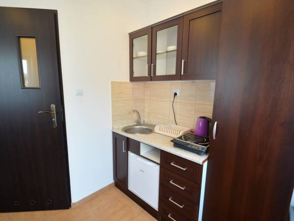 (1) pokój 4 osobowy