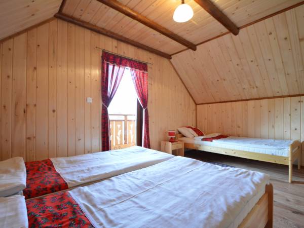 Domek pod lasem u Dariny 