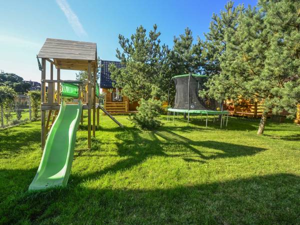  DOMKI LETNISKOWE SOSNOWO