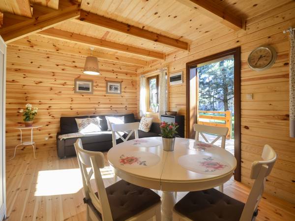  DOMKI LETNISKOWE SOSNOWO