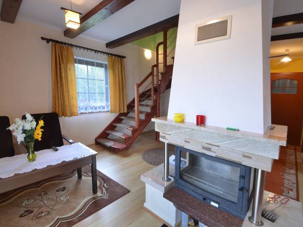 DOMEK MUROWANY-KRUKLANKI