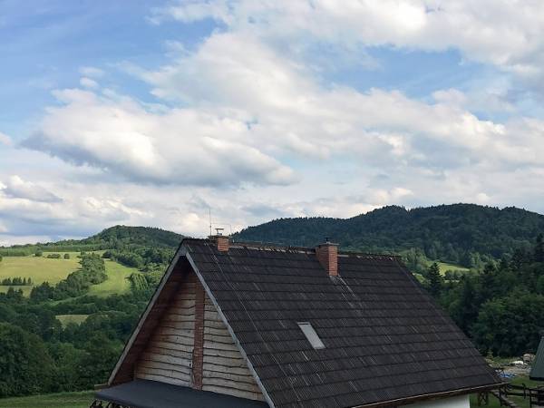 Stylowa Chata w Bieszczadach, KOMINEK, GRILL, panorama na góry, cisza