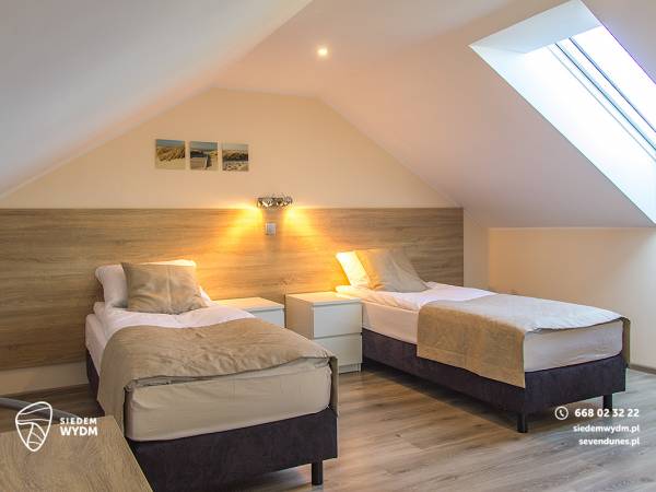 sypialnia górna łóżka pojedyńcze