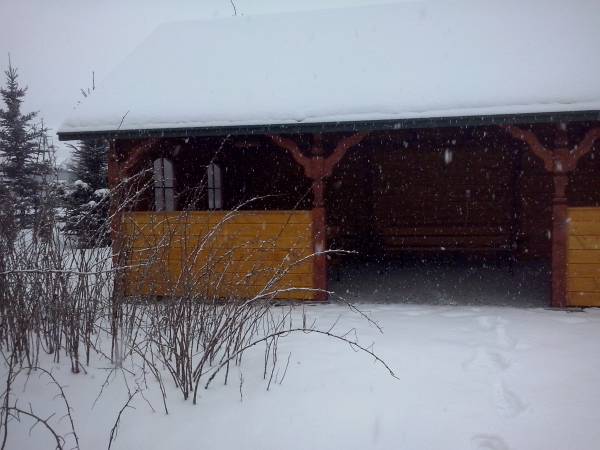 duży szałas na biesiady