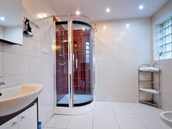 Łazienka. Poddasze.