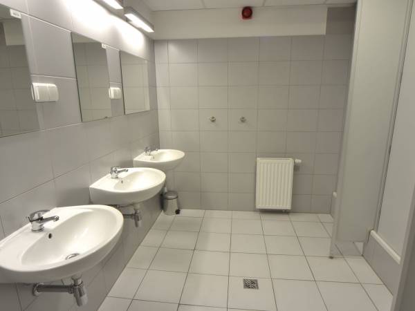 Łazienka na korytarzu