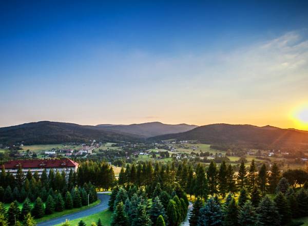 widok z oka pokoju w Biawenie