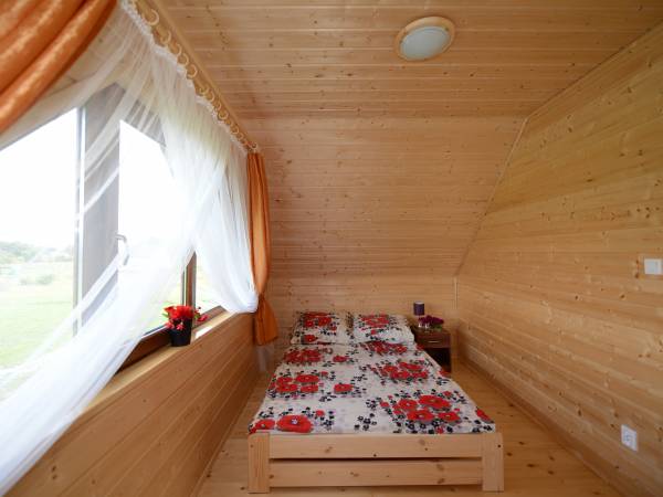 Domek wewnątrz – sypialnia wschodnia