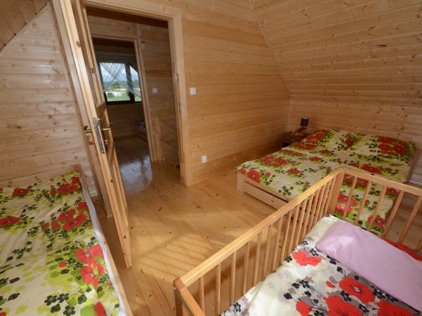 Domek wewnątrz – sypialnia zachodnia