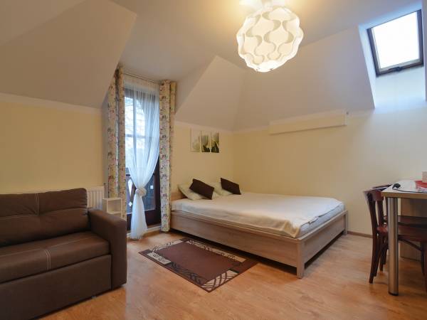 Pokoje Gościnne Przy Altanie