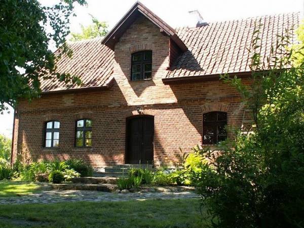 Dom nad Jeziorem w Ulnowie