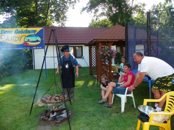 Dom Gościnny i domki Andy