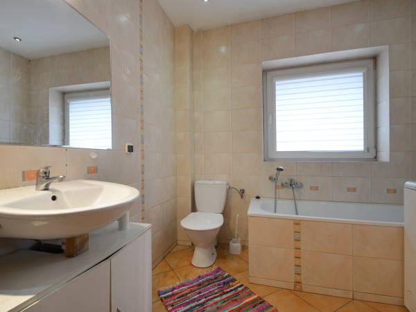 Łazienka wspólna góra