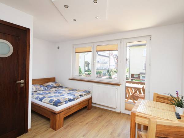 Nr 2 - pokój 2-osobowy, południowy, z balkonem