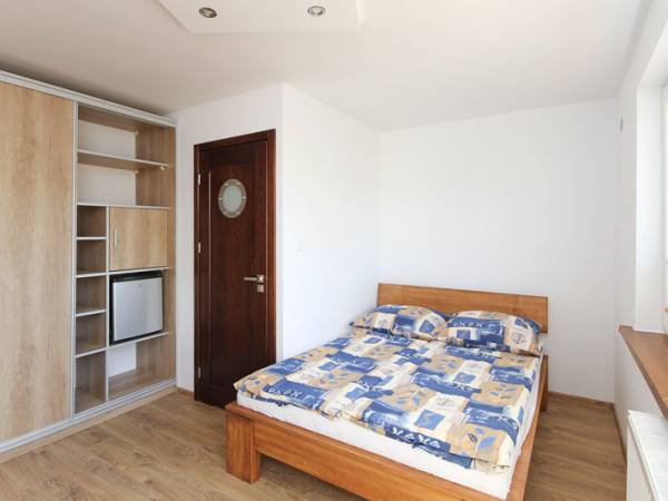 Nr 5 - pokój 2-osobowy, południowy, z balkonem