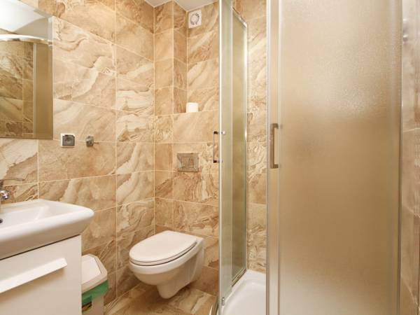 Nr 5 - pokój 2-osobowy, południowy, z balkonem