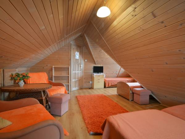 pokój nr 4 domek drewniny