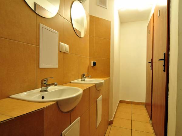 Najtańsze Noclegi Rybna 9