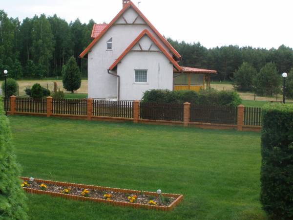 samodzielny, całoroczny dom dla gości