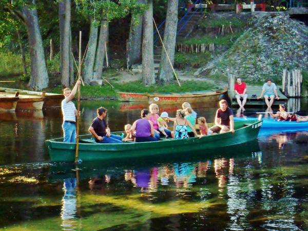 Romantyczny spływ rzeką Krutynią- ok. 10 km od Mazurskiej Chaty