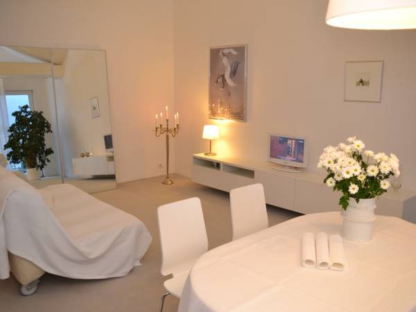 Ustka Apartamenty STUDIO z internetem i garażem nad morzem w Ustce