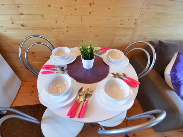 Domki Nadia z basenem