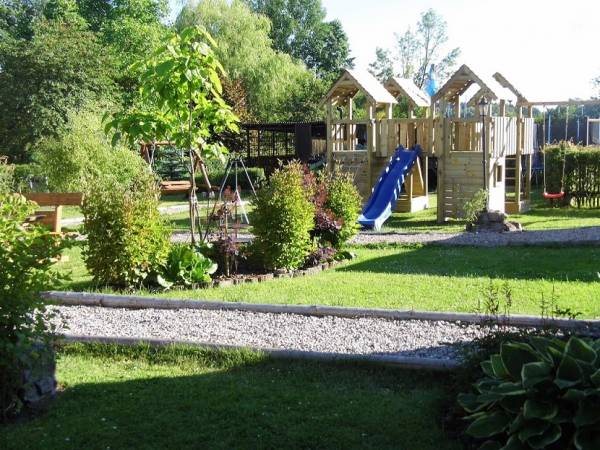 Domki letniskowe z basenem i dostępem do prywatnej plaży