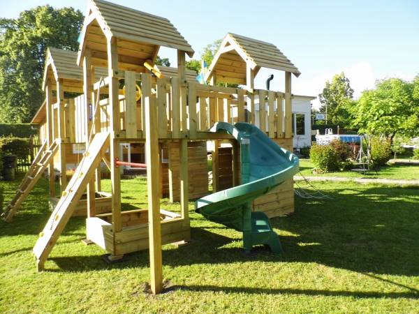 Domki letniskowe z basenem i dostępem do prywatnej plaży