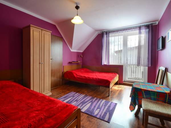 pokój nr.3- 3-y os. z łazienką i balkonem