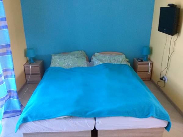 Pokoje i domki u Ani