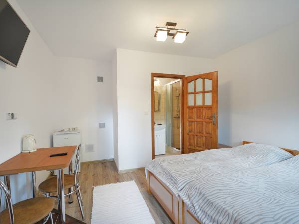 pokój 2 osobowy z łazienką