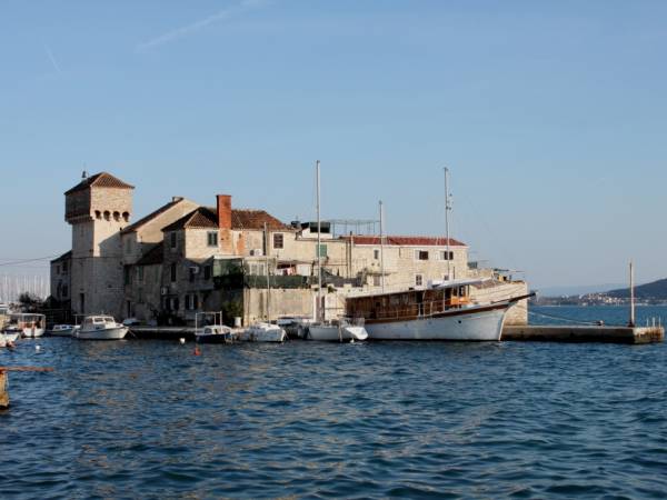 Enelani Apartamenty - tuż obok Trogiru!