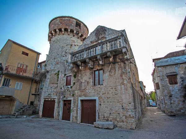 Enelani Apartamenty - tuż obok Trogiru!