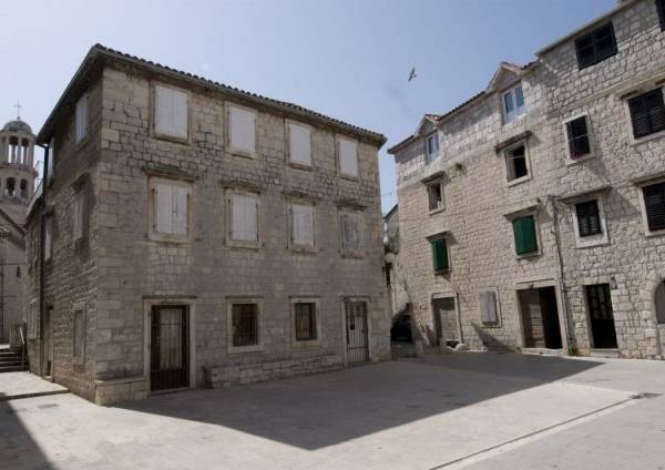 Enelani Apartamenty - tuż obok Trogiru!