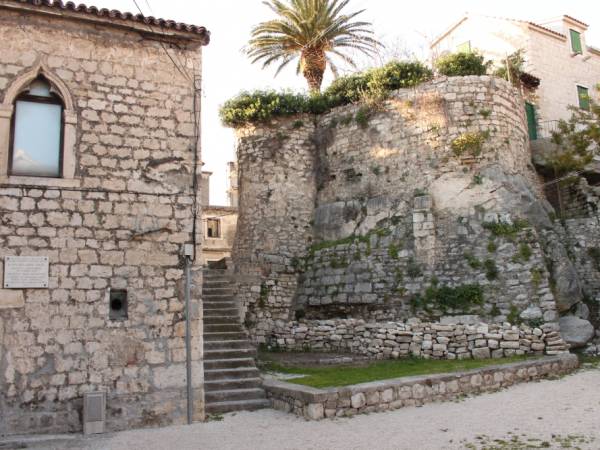 Enelani Apartamenty - tuż obok Trogiru!