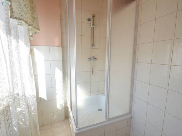 łazienka na korytarzu