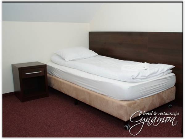  Hotel Cynamon