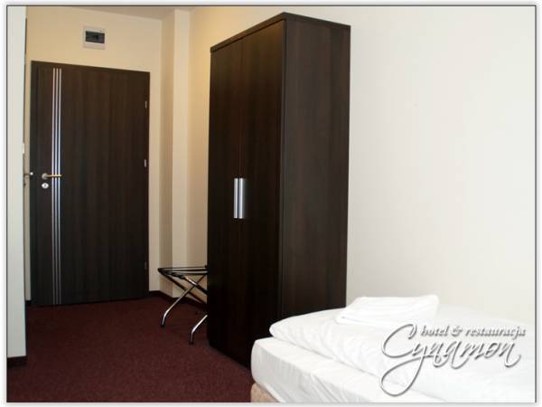  Hotel Cynamon