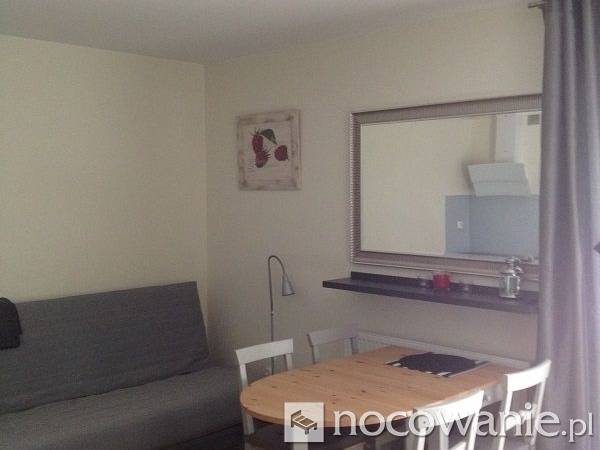 pierwsza rozkładana kanapa 2 -sobowa