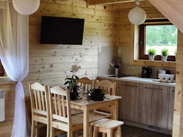 Całoroczne Domki Zaciszna Polana 