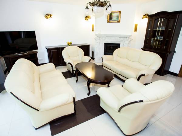 Salon ogólnodostępny